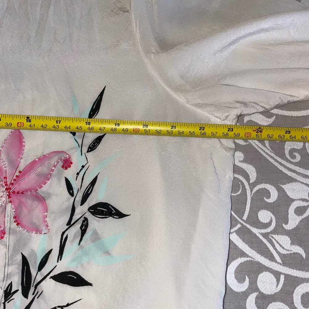 What if ..? 100% silk white-cream tone button down blouse - Picture 16 of 16